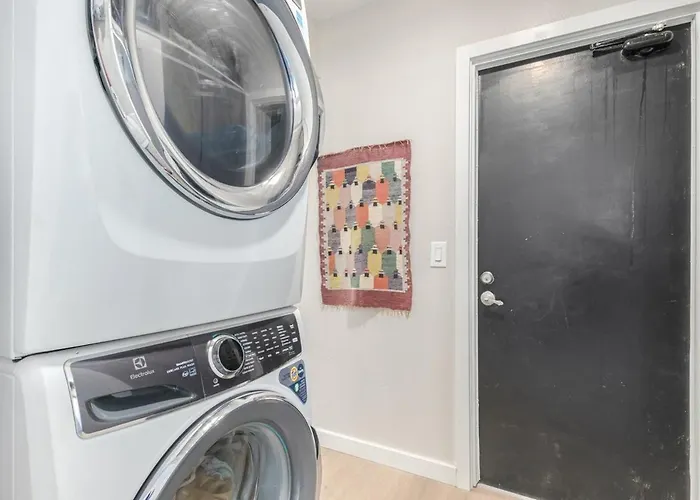 Dom wakacyjny Stylish 3br Pool Getaway Asu & Park *